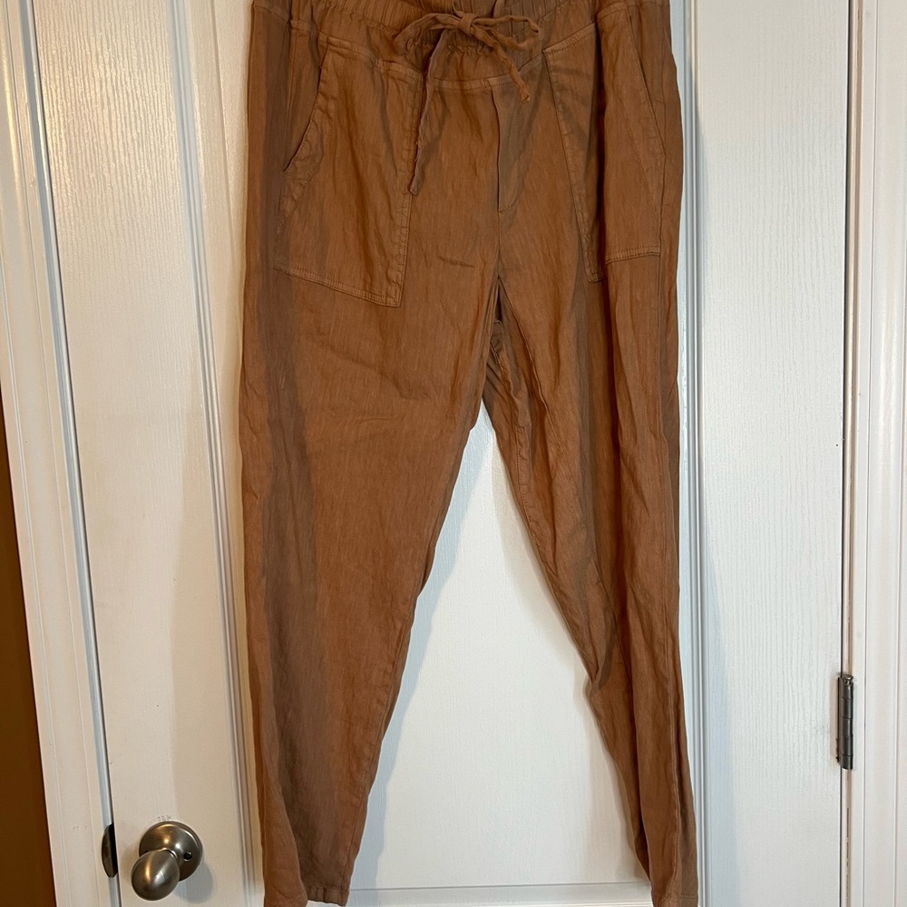 Kut from the Kloth Tan Linen-blend Pants